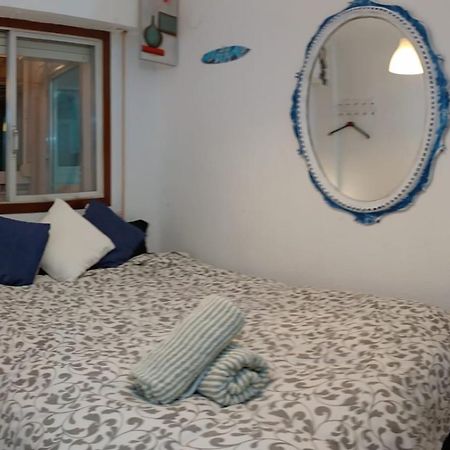 Blue Double Private Room At Front Beach - Habitacion Doble En La Playa Valencia Eksteriør bilde